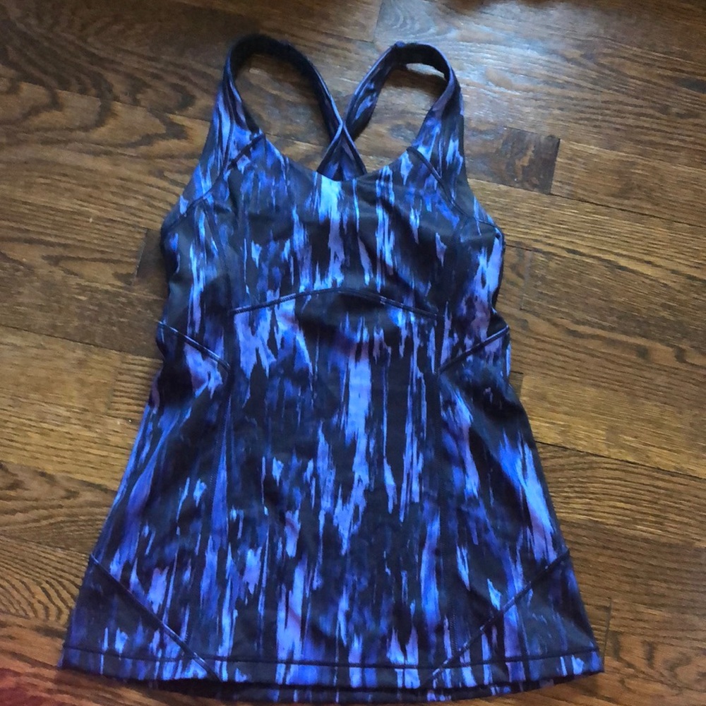 Lululemon workout tank